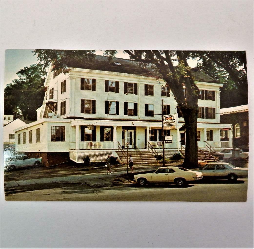 Vtg 1970's Postcard View Of Jed Prouty Tavern Bucksport Maine Hotel Restaurant